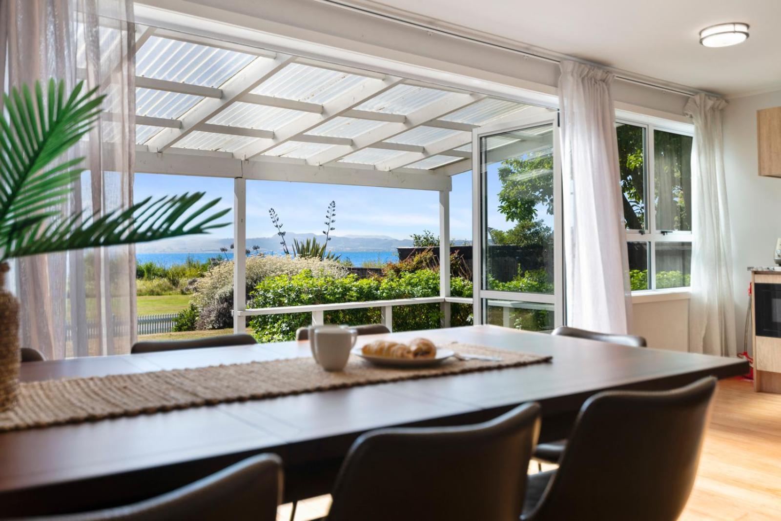 Ngongotaha Lakeside Home Rotorua Exterior foto