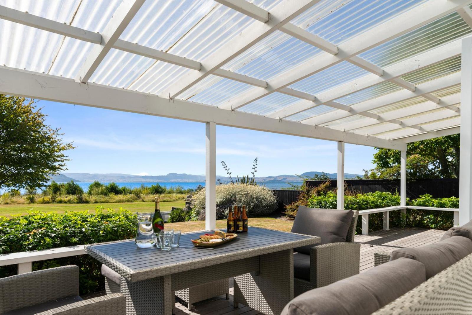 Ngongotaha Lakeside Home Rotorua Exterior foto